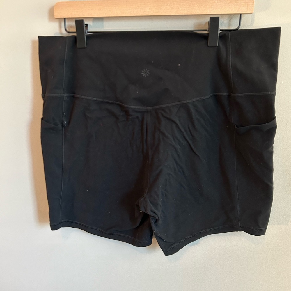 Athena Salutation Stash II Pocket Short 7 inch